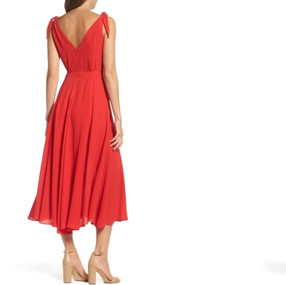 Betsey Johnson Pebble Crepe Dress - Picture 2 of 7